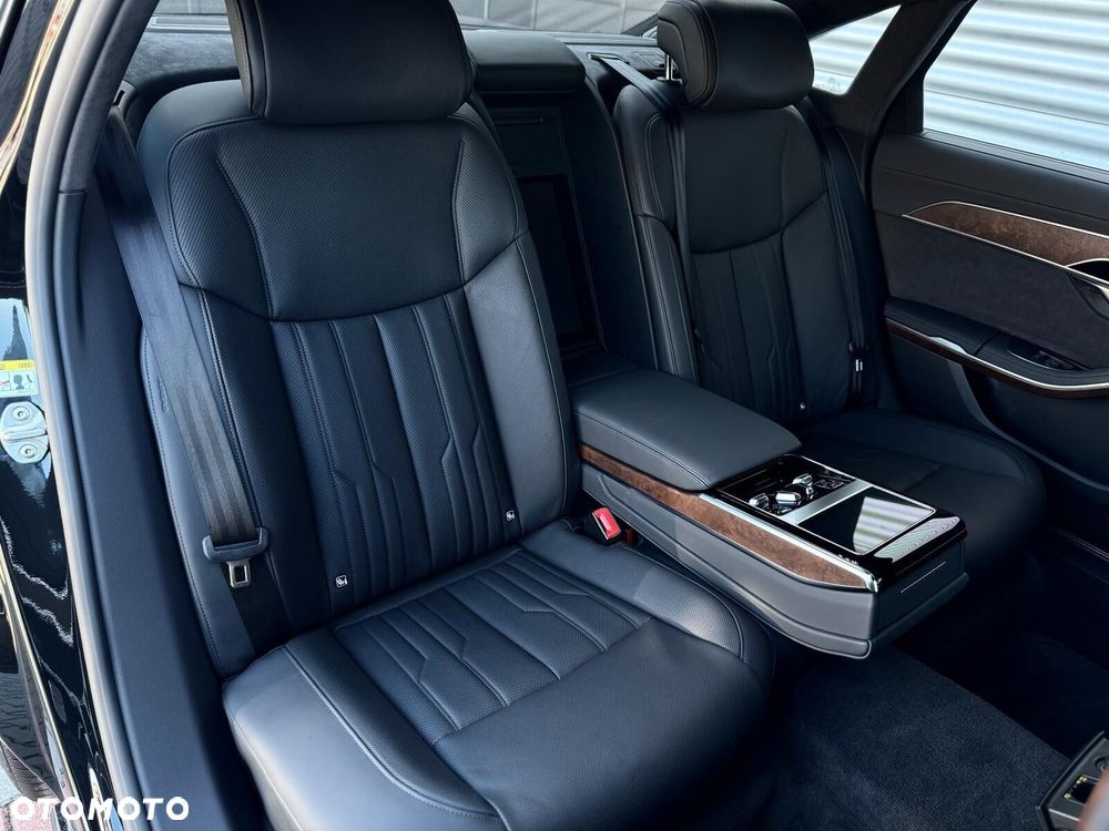 Audi A8 - 38