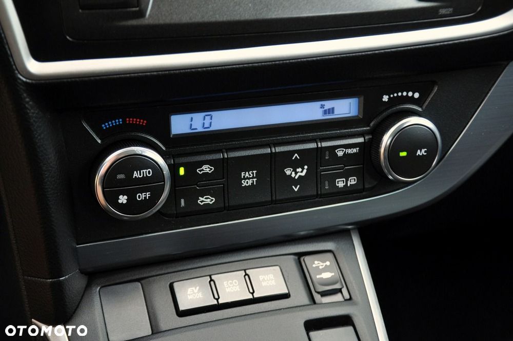 Toyota Auris - 33