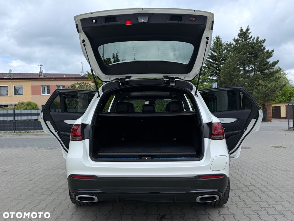 Mercedes-Benz GLC 300 de 4Matic 9G-TRONIC AMG Line - 24