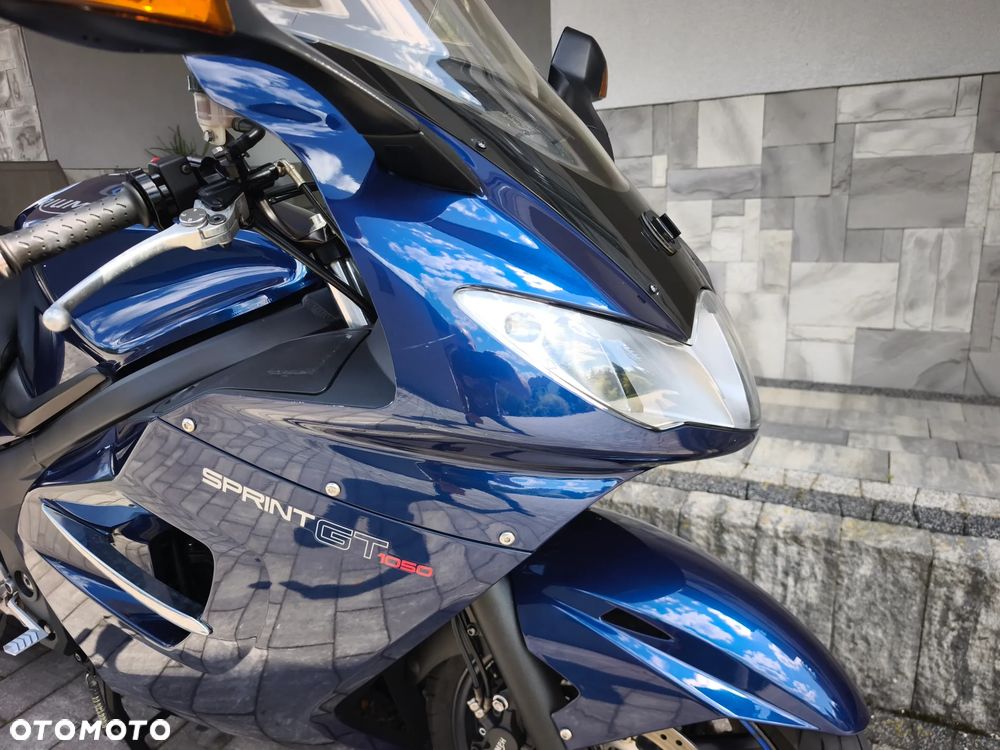 Triumph Sprint - 13