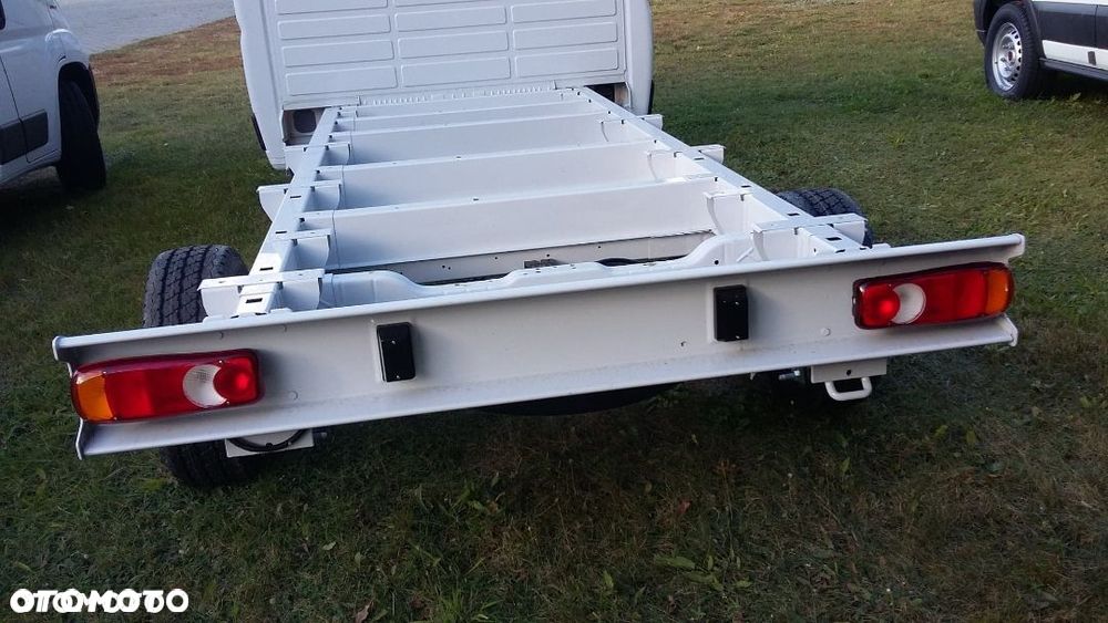 Ducato Zderzak Belka tylna - skrzyniowy rama, - 14