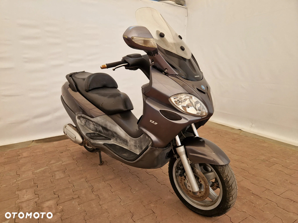 Piaggio X9