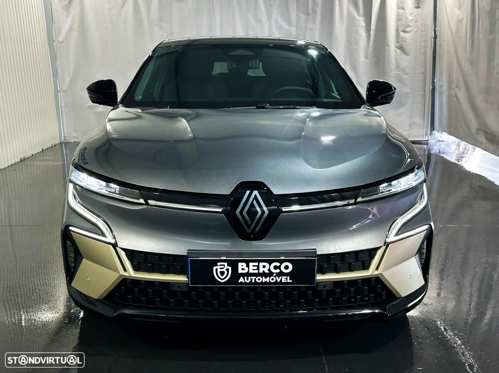 Renault Mégane E-Tech - 3
