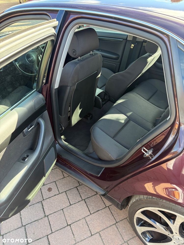 Audi A4 Avant - 9
