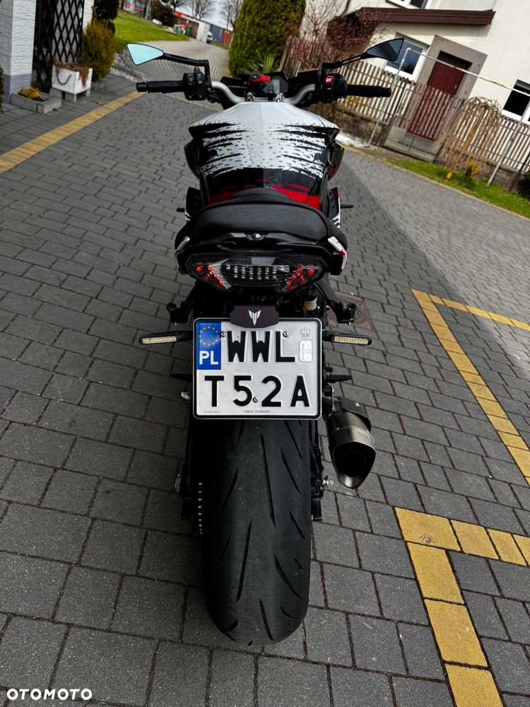 Yamaha MT - 7
