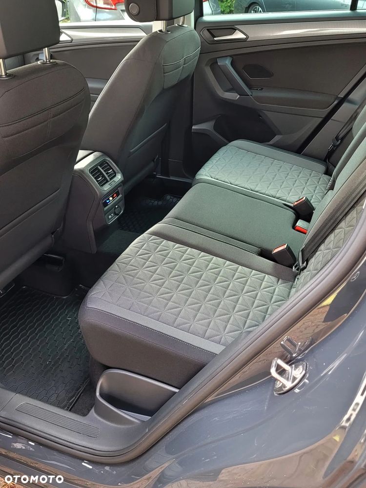 Volkswagen Tiguan 1.5 TSI EVO Elegance DSG - 16