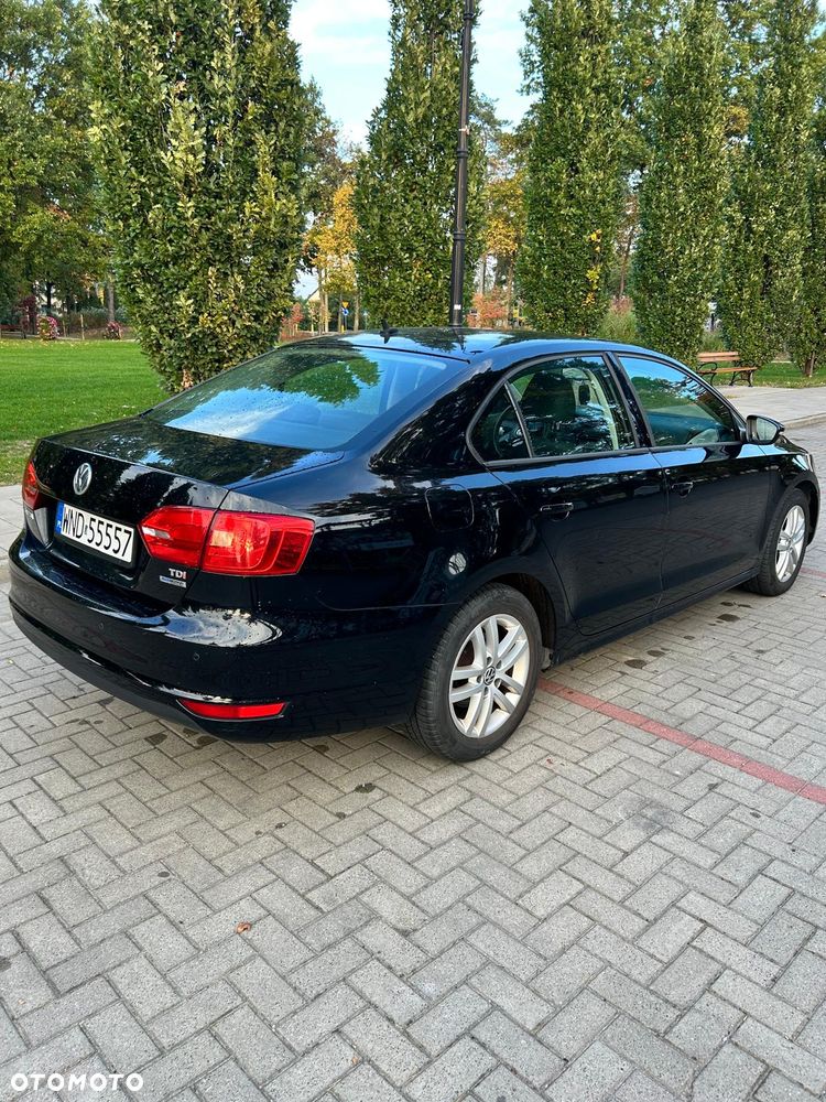 Volkswagen Jetta 2011 photo 3