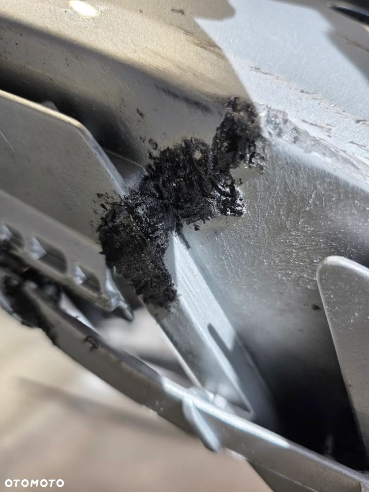 VW POLO 6R0 08- ZDERZAK PRZEDNI PRZÓD NA SPRYSKI + KRATKI NR 6R0807221 NR AUKCJI NZ1921 - 37