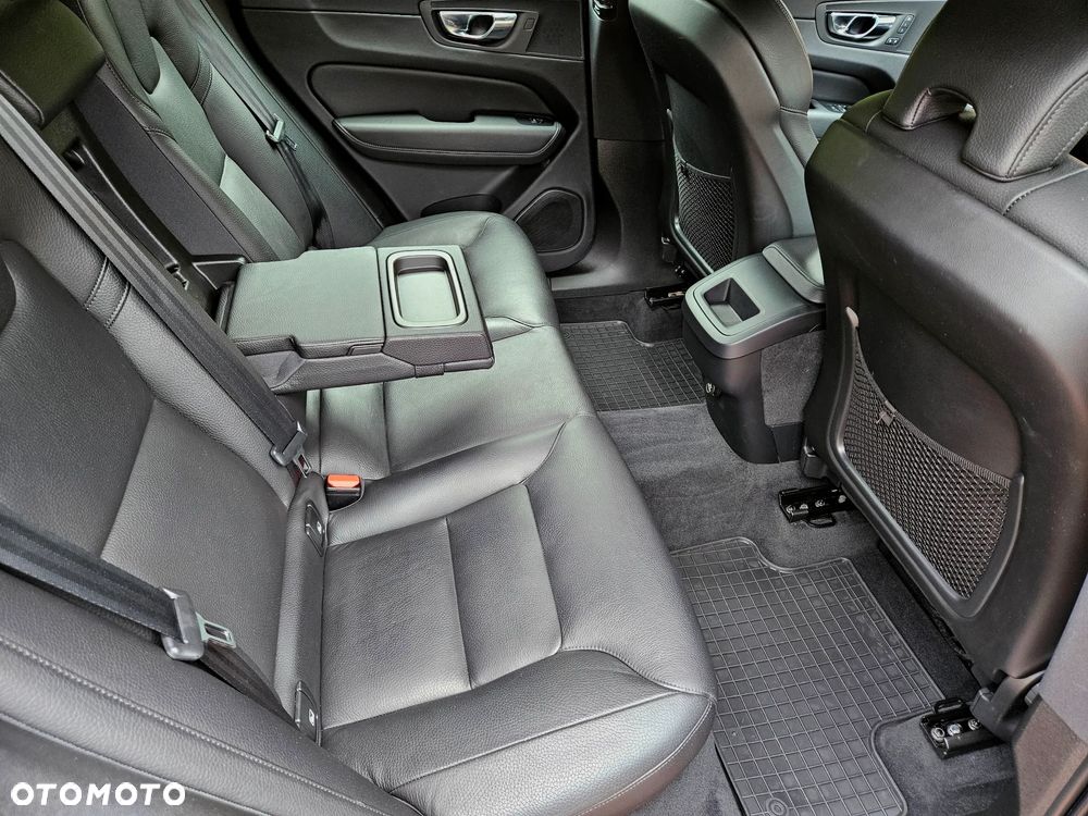 Volvo XC 60 T5 Inscription - 16