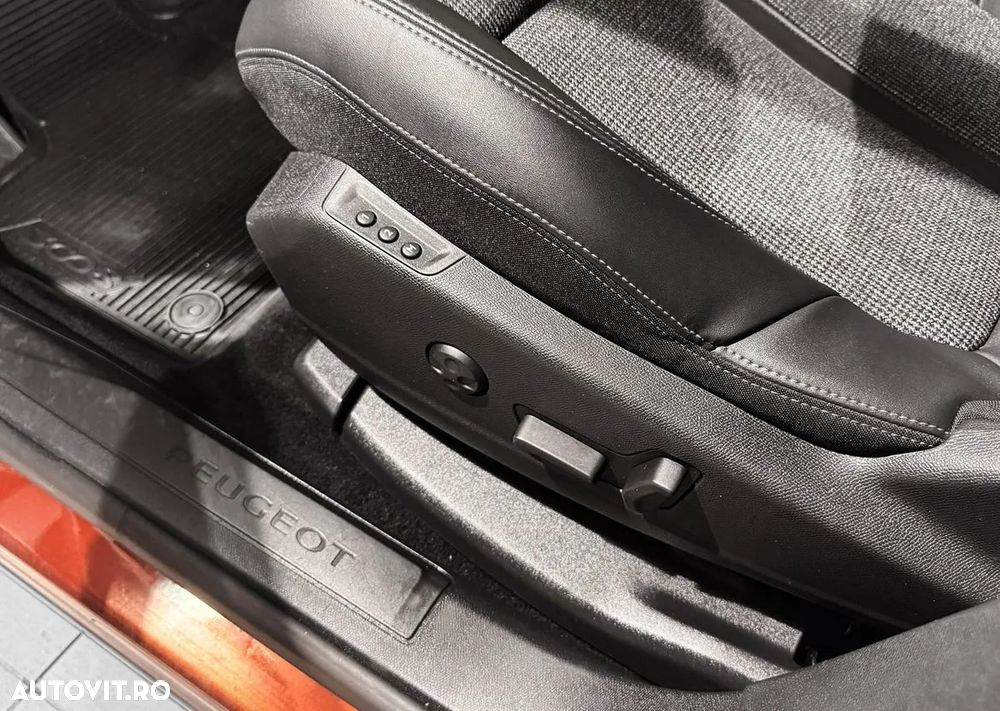 Peugeot 3008 - 14