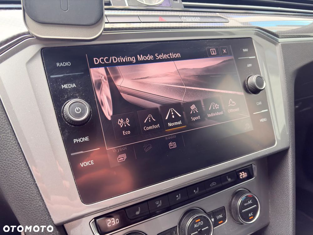 Volkswagen Passat Alltrack - 9