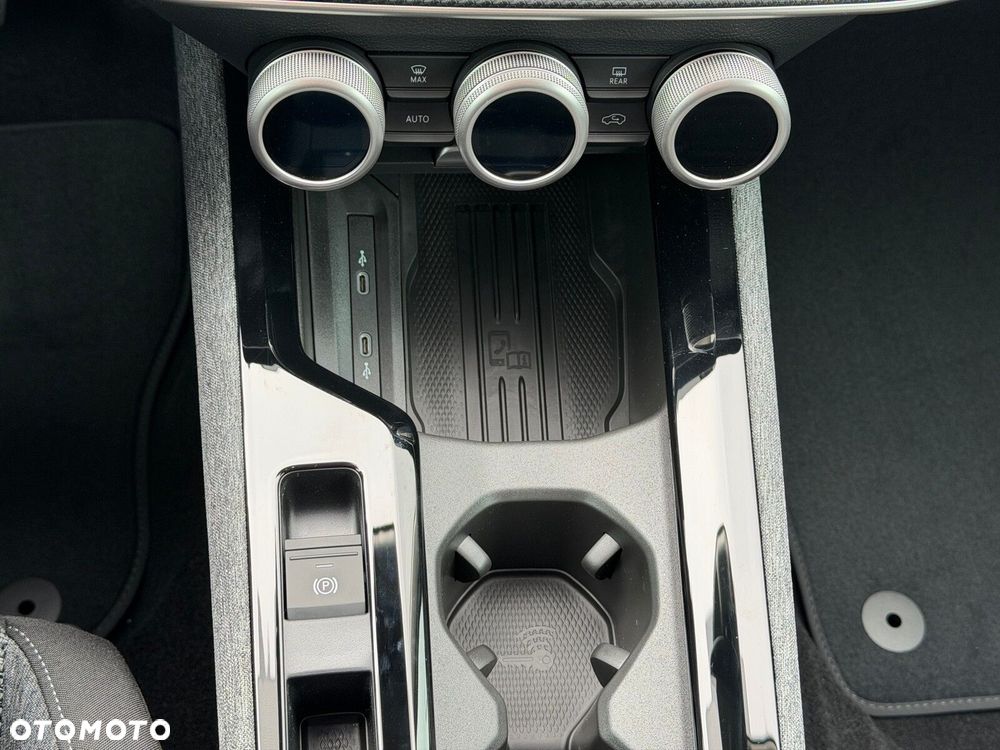 Skoda Superb 2.0 TSI 4x4 Selection DSG - 16