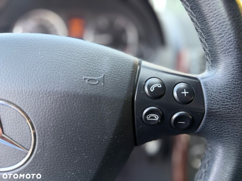 Mercedes-Benz Klasa A 180 CDI Autotronic Elegance - 24