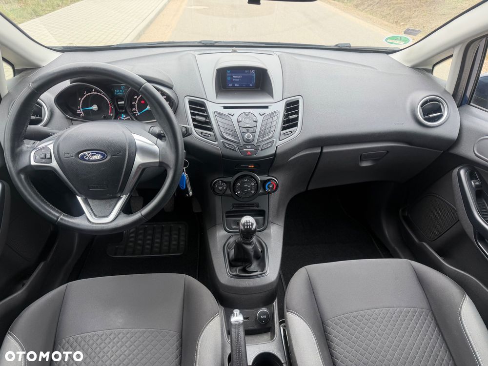 Ford Fiesta 1.25 Champions Edition - 26