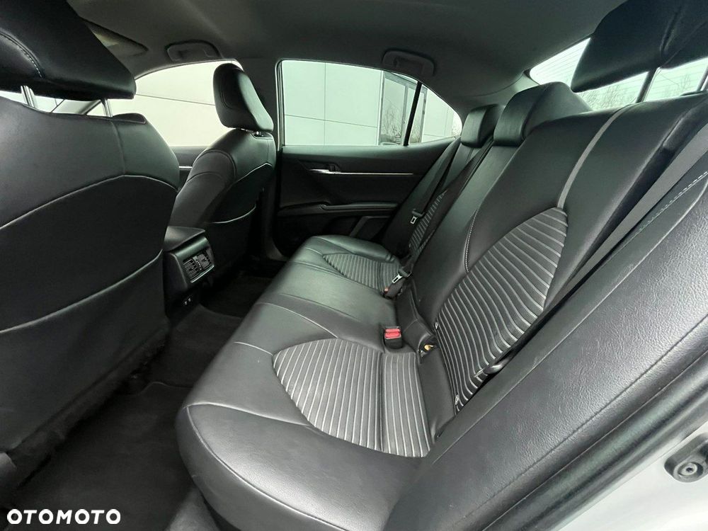 Toyota Camry 2.5 Hybrid Prestige CVT - 15