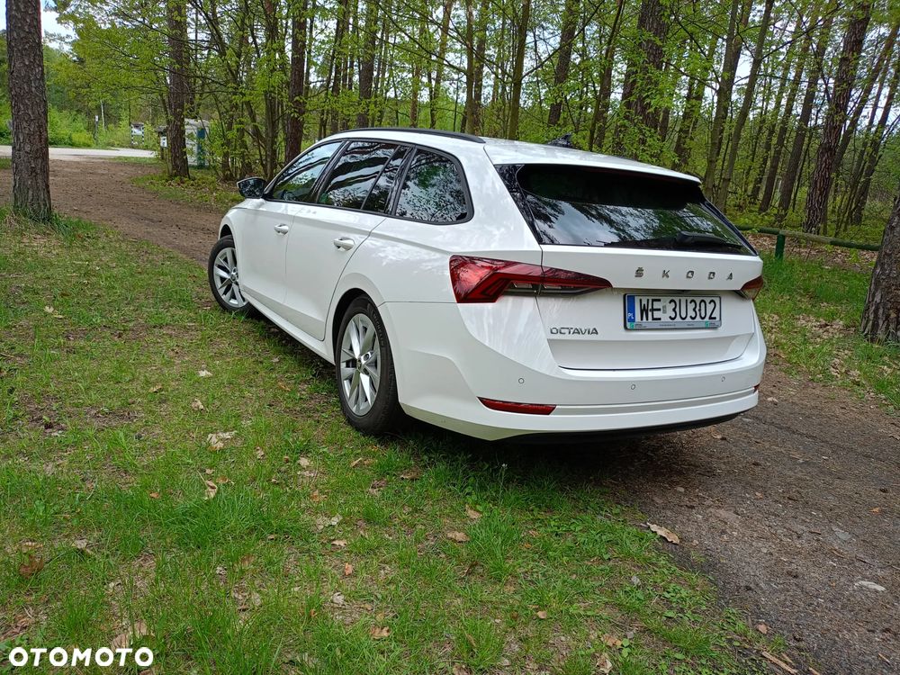 Skoda Octavia 1.5 TSI ACT Ambition - 4