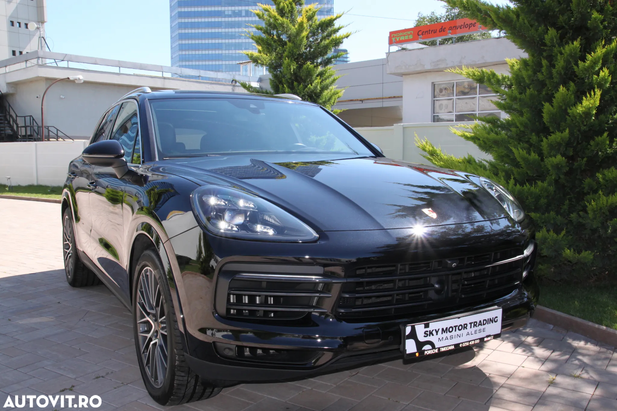 Porsche Cayenne S - 2