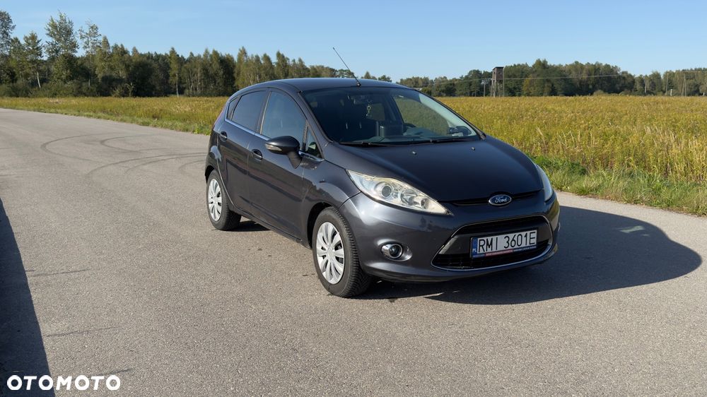 Ford Fiesta 1.4 Titanium - 8