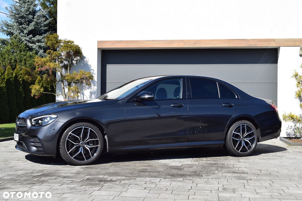 Mercedes-Benz Klasa E 220 d 4-Matic AMG - 39