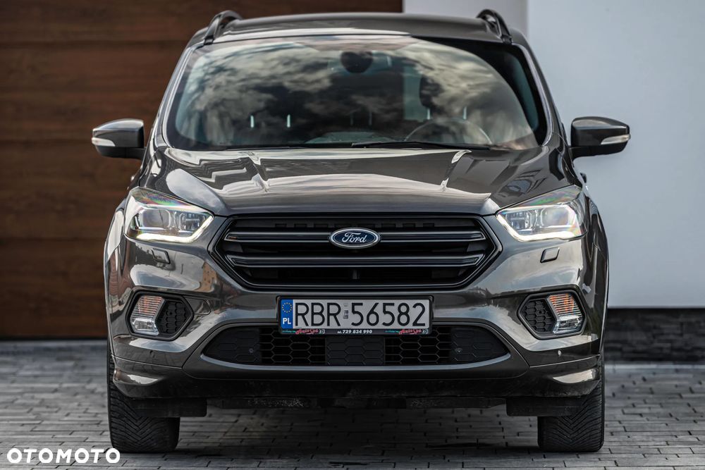 Ford Kuga 1.5 EcoBoost 2x4 ST-Line - 14