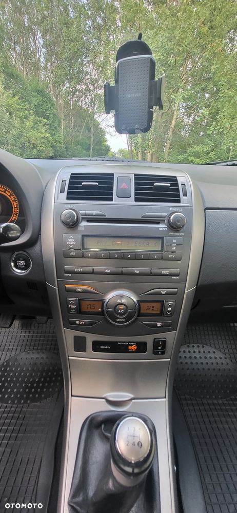 Toyota Corolla - 8