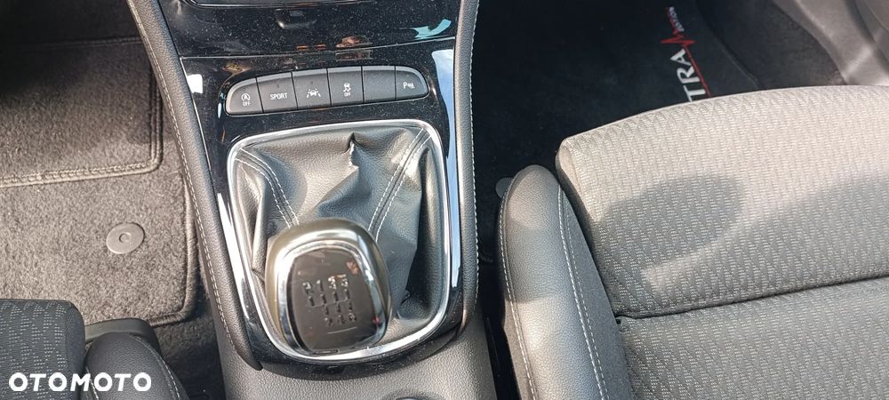 Opel Astra 1.6 CDTI Start/Stop Sports Tourer Active - 18