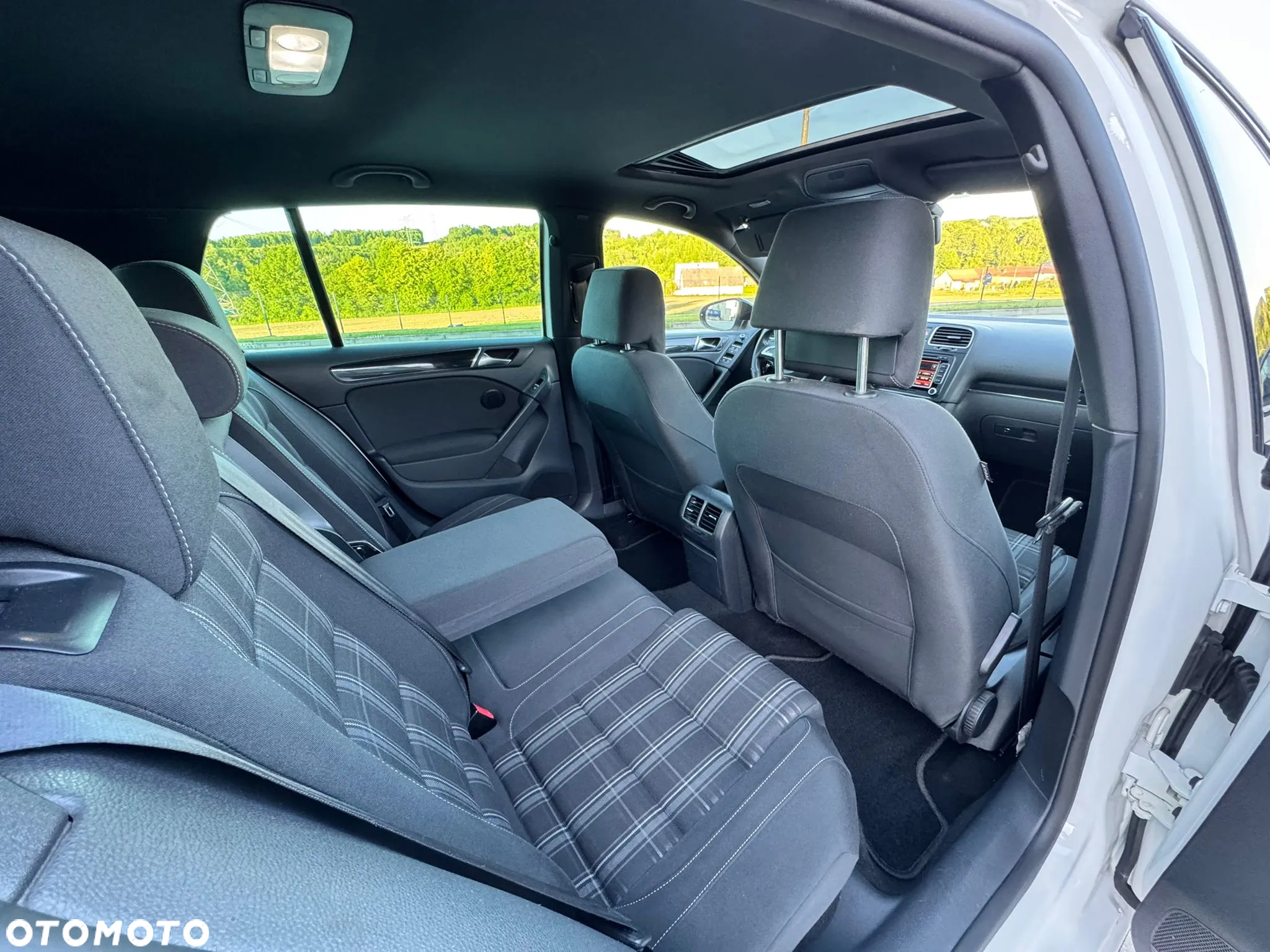 Volkswagen Golf VI 2.0 TDI GTD - 16