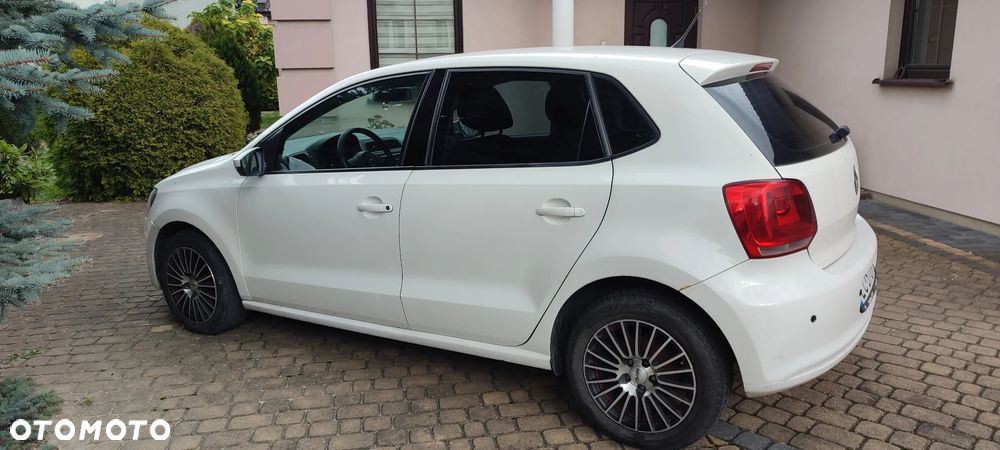 Volkswagen Polo 1.6 TDI DPF Comfortline - 4