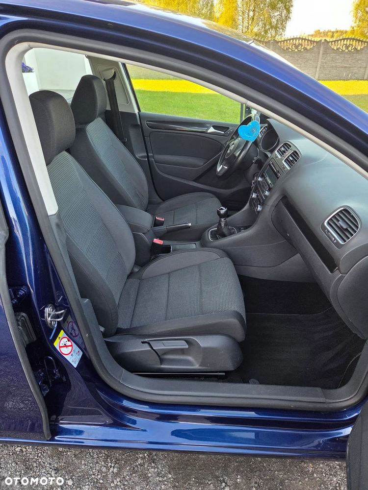 Volkswagen Golf 1.6 Comfortline - 33