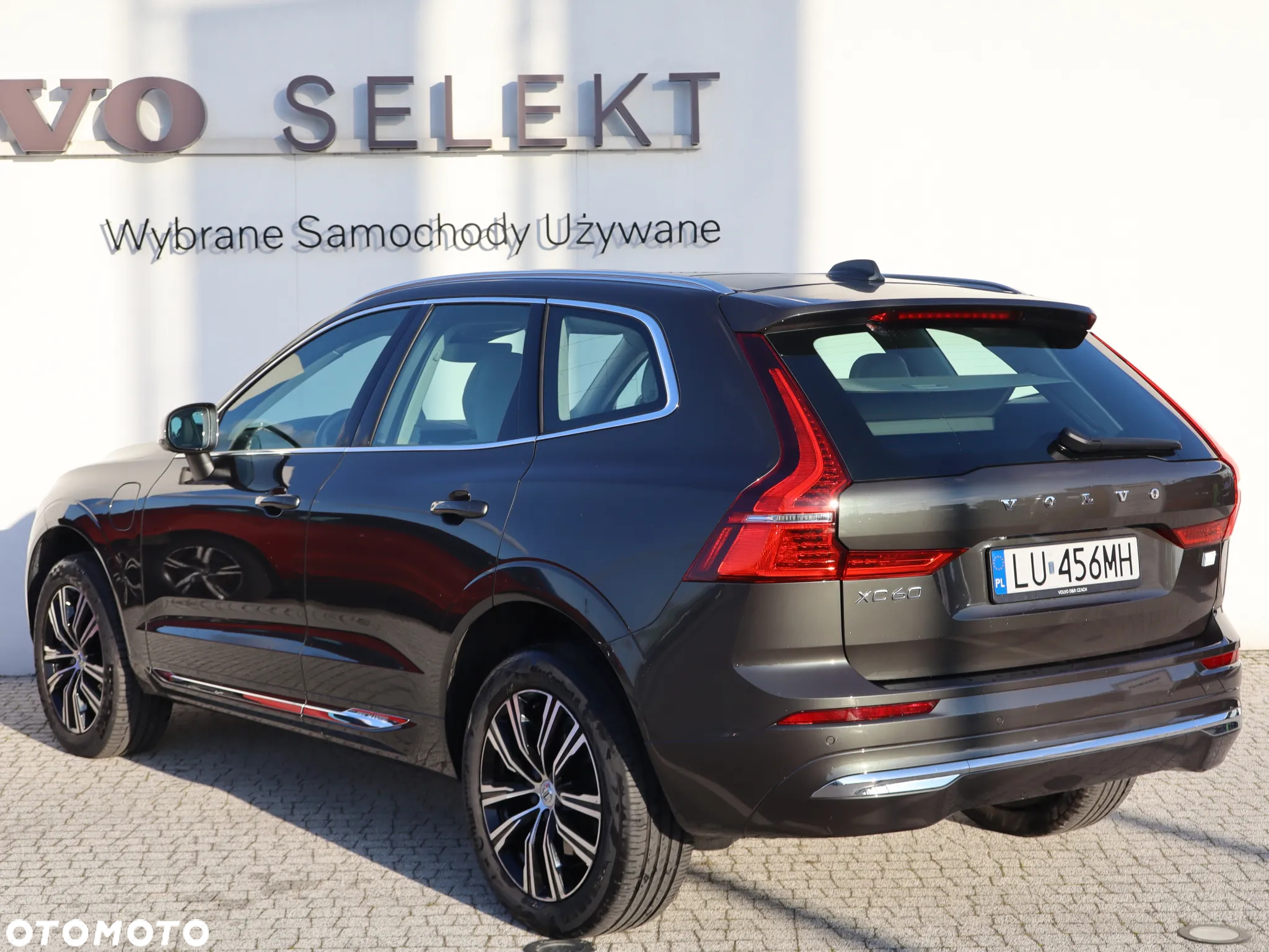 Volvo XC 60 T8 Plug-In Hybrid AWD Inscription - 3