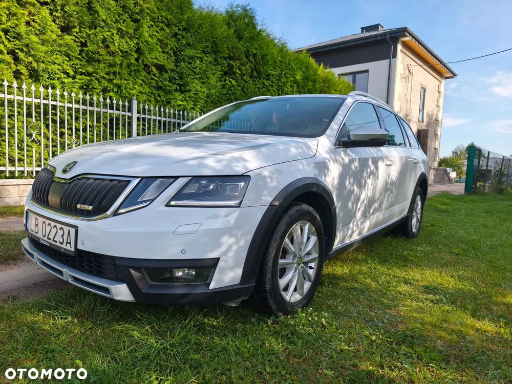 Skoda Octavia 2.0 TDI 4x4 DSG Scout - 1