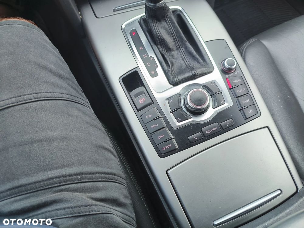 Audi A6 Avant 2.4 multitronic - 13