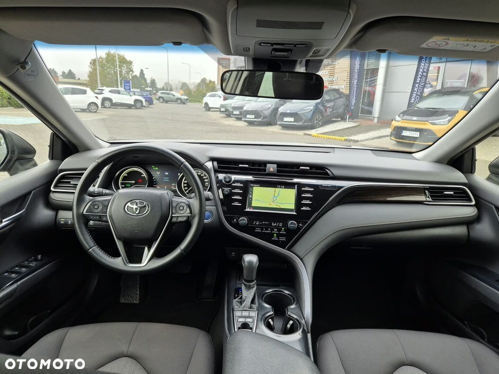 Toyota Camry 2.5 Hybrid Comfort CVT - 7