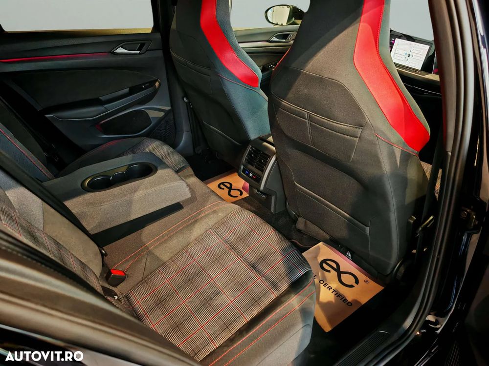 Volkswagen Golf 2.0 TSI DSG GTI - 13