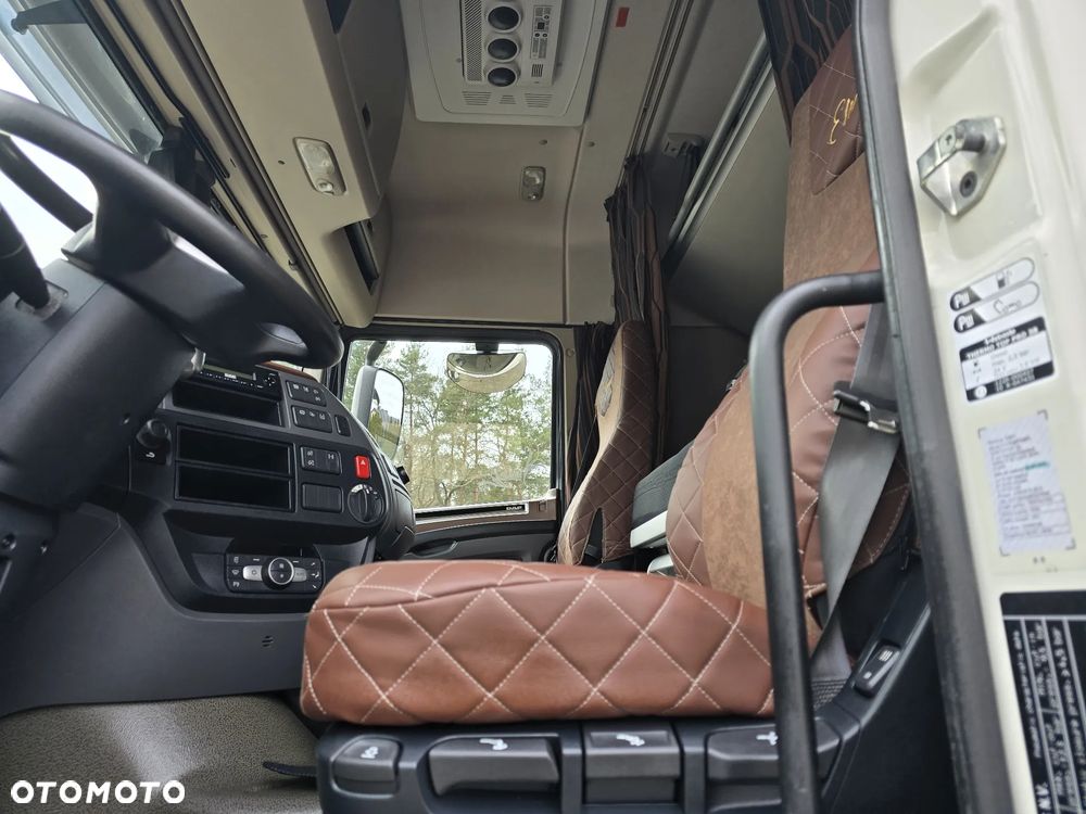 DAF XF480 Space Cab - 11