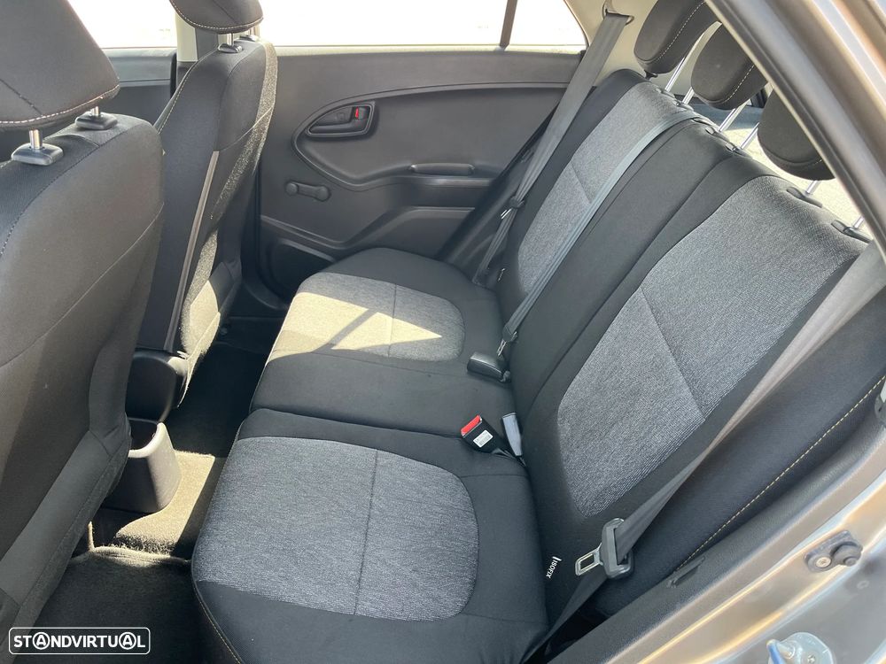 Kia Picanto 1.0 CVVT More GPL - 11