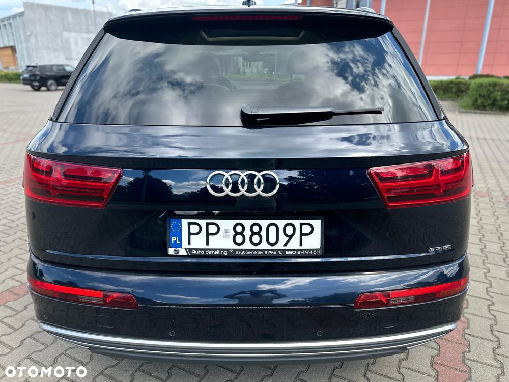 Audi Q7 - 16
