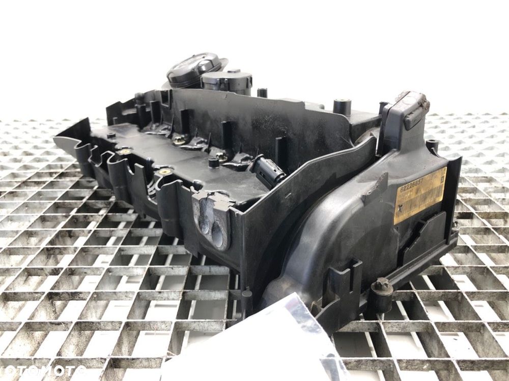 POKRYWA ZAWORÓW GŁOWICY - 217.00 PLN - BMW 5 Touring (E61) 2004 - 2010 520 d 130 kW [177 KM] olej - 2