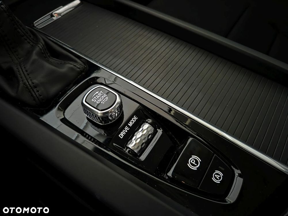 Volvo V60 T5 Geartronic Momentum Pro - 20