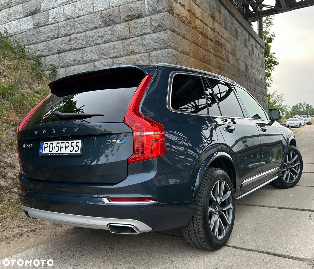 Volvo XC 90 - 32