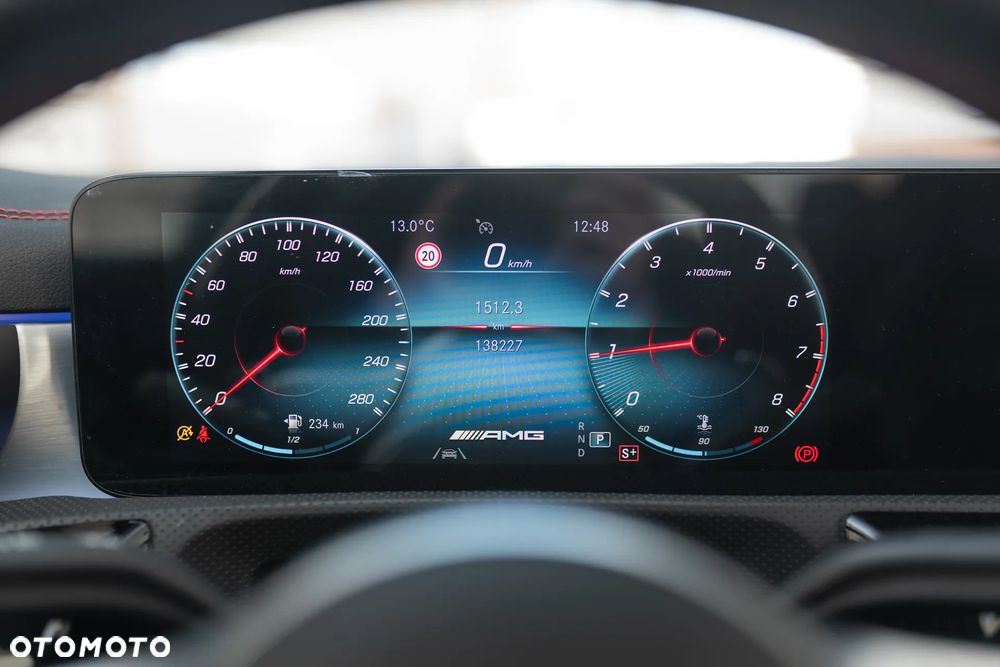 Mercedes-Benz CLA AMG 35 4-Matic 7G-DCT - 21