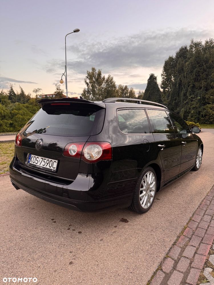 Volkswagen Passat 2.0 TDI DPF Sportline - 3