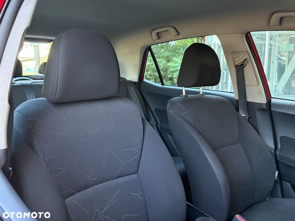 Toyota Auris 1.33 VVT-i Terra - 21