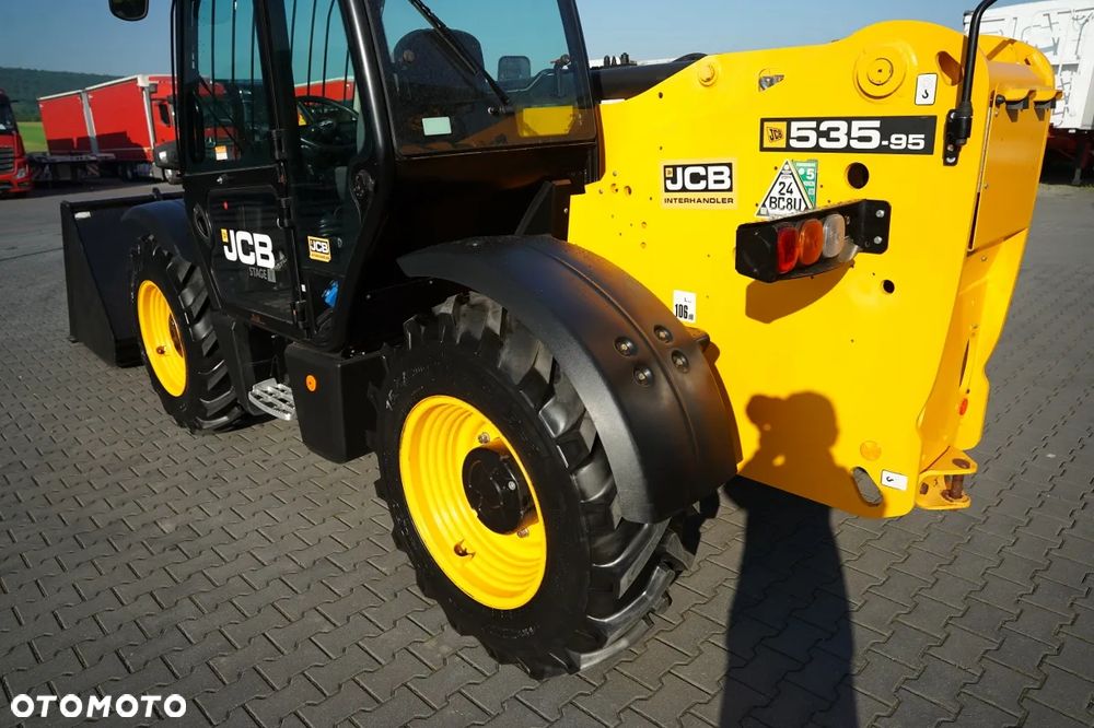 JCB 535-95 / ŁADOWARKA TELESKOPOWA / ŁYZKA / WIDŁY / ŁADOWACZ / UDŹWIG 3 500 KG / - 16