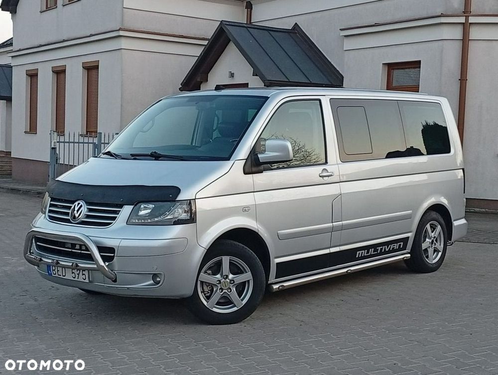 Volkswagen Multivan - 5