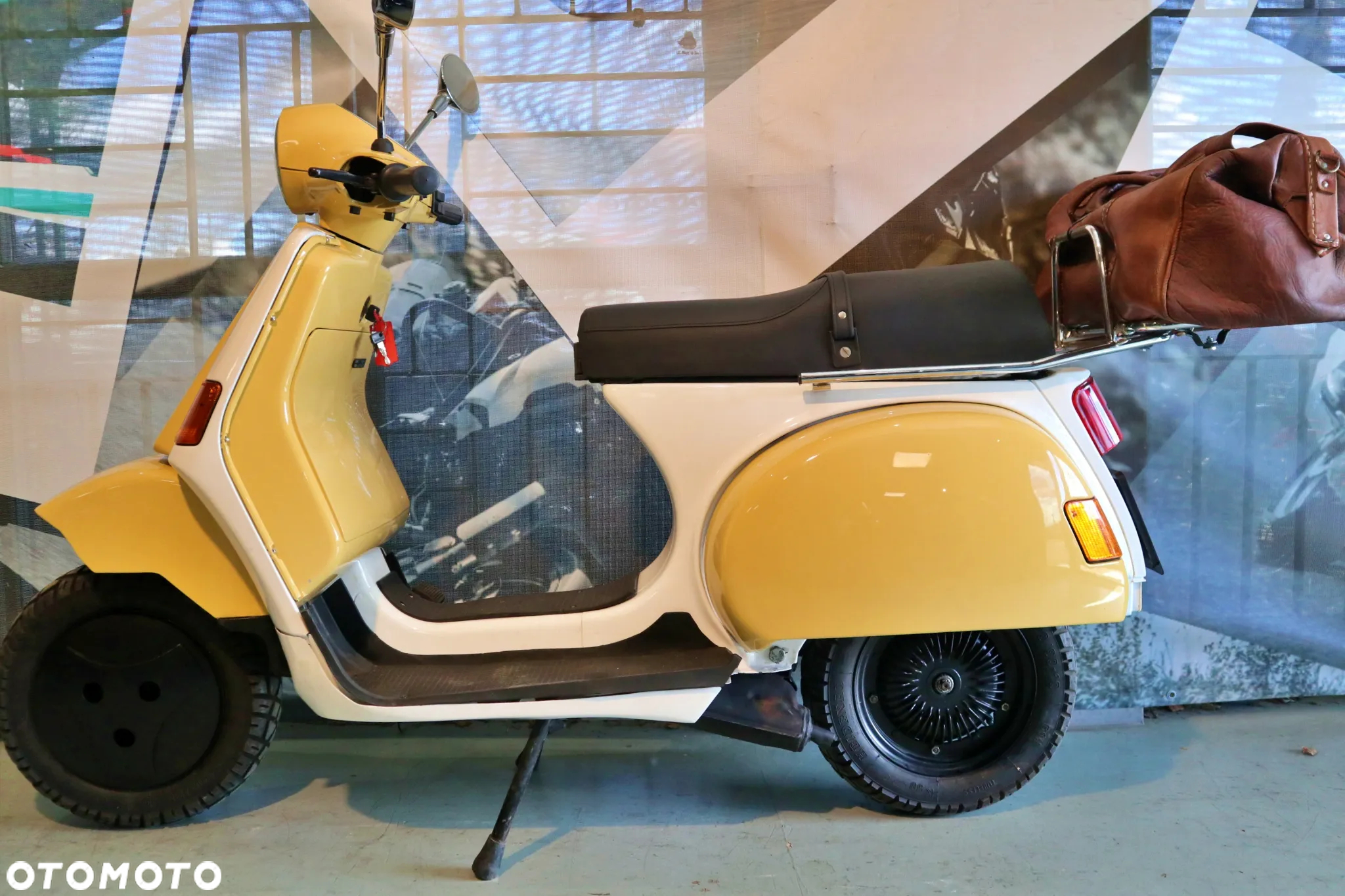Piaggio Vespa - 4