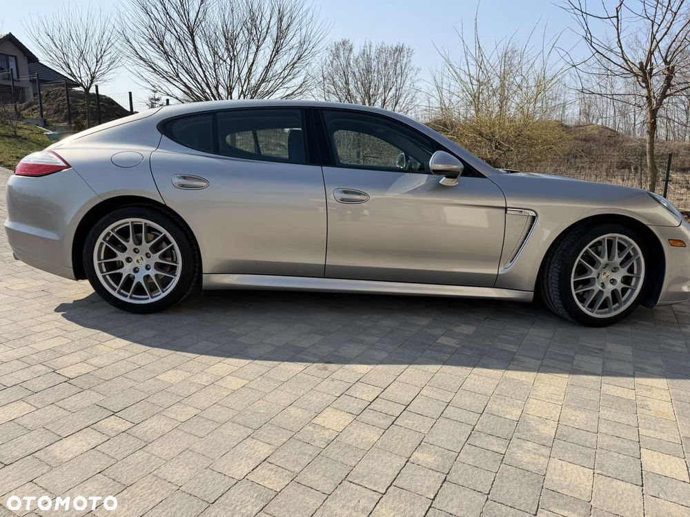 Porsche Panamera - 10