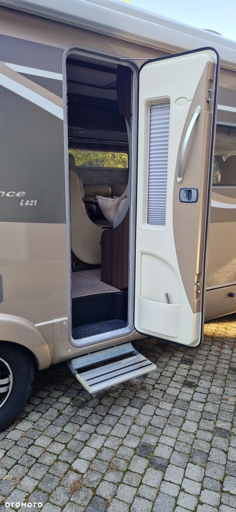 Burstner ELEGANCE 821i - 29