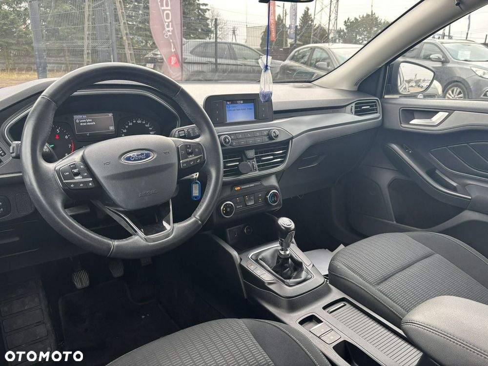Ford Focus - 19