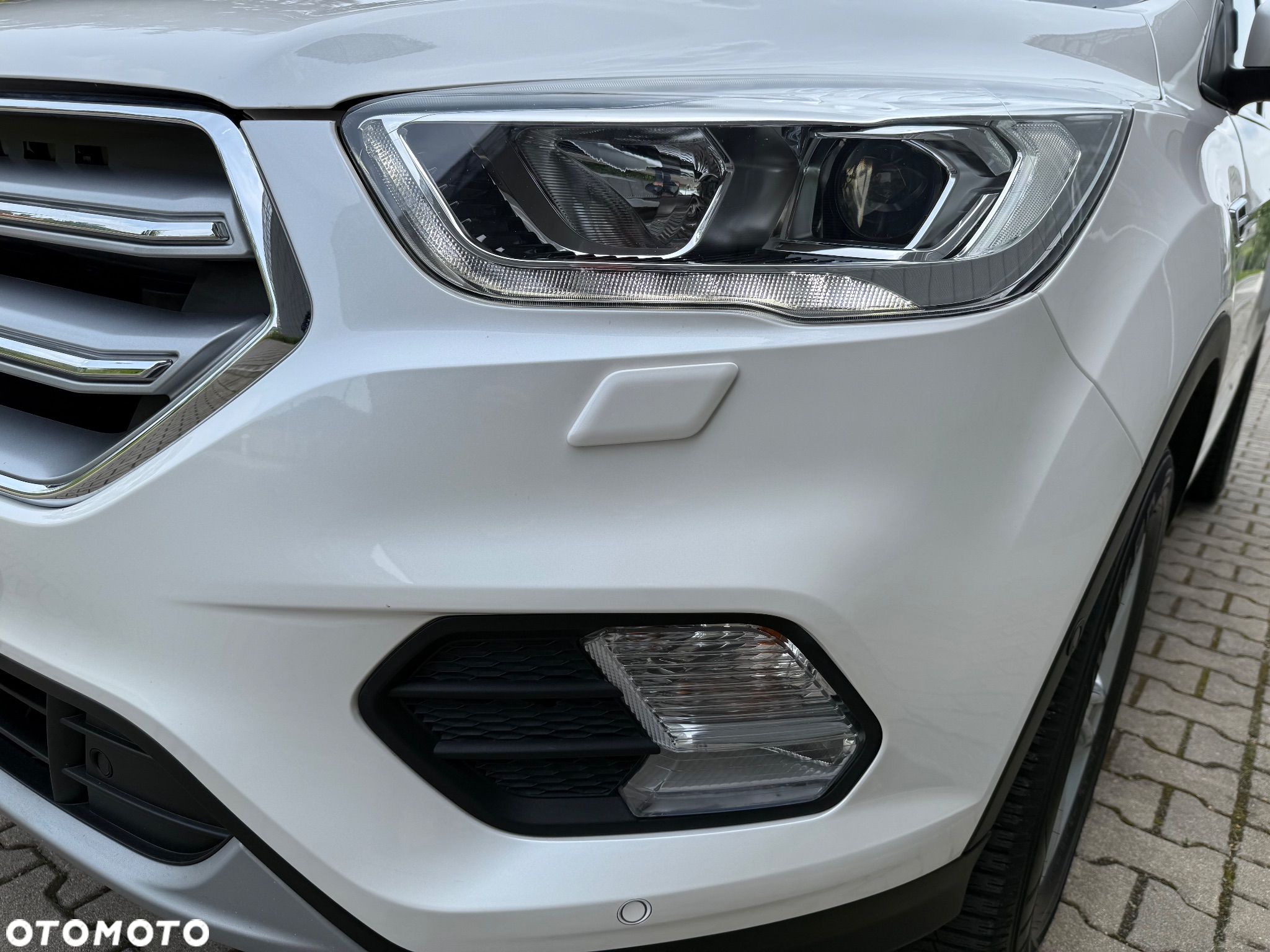 Ford Kuga 1.5 EcoBoost 2x4 Titanium - 30
